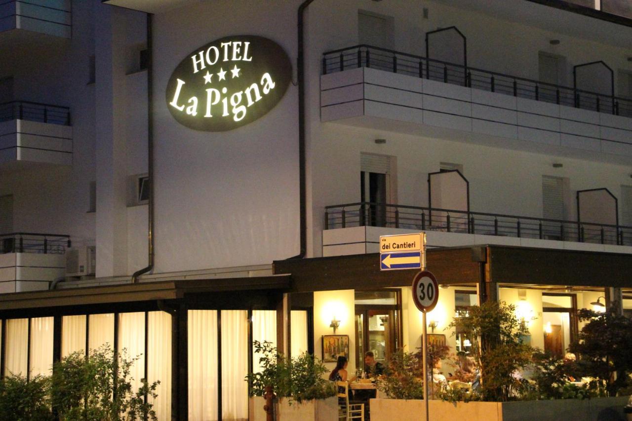 Hotel La Pigna リニャーノ・サッビアドーロ エクステリア 写真