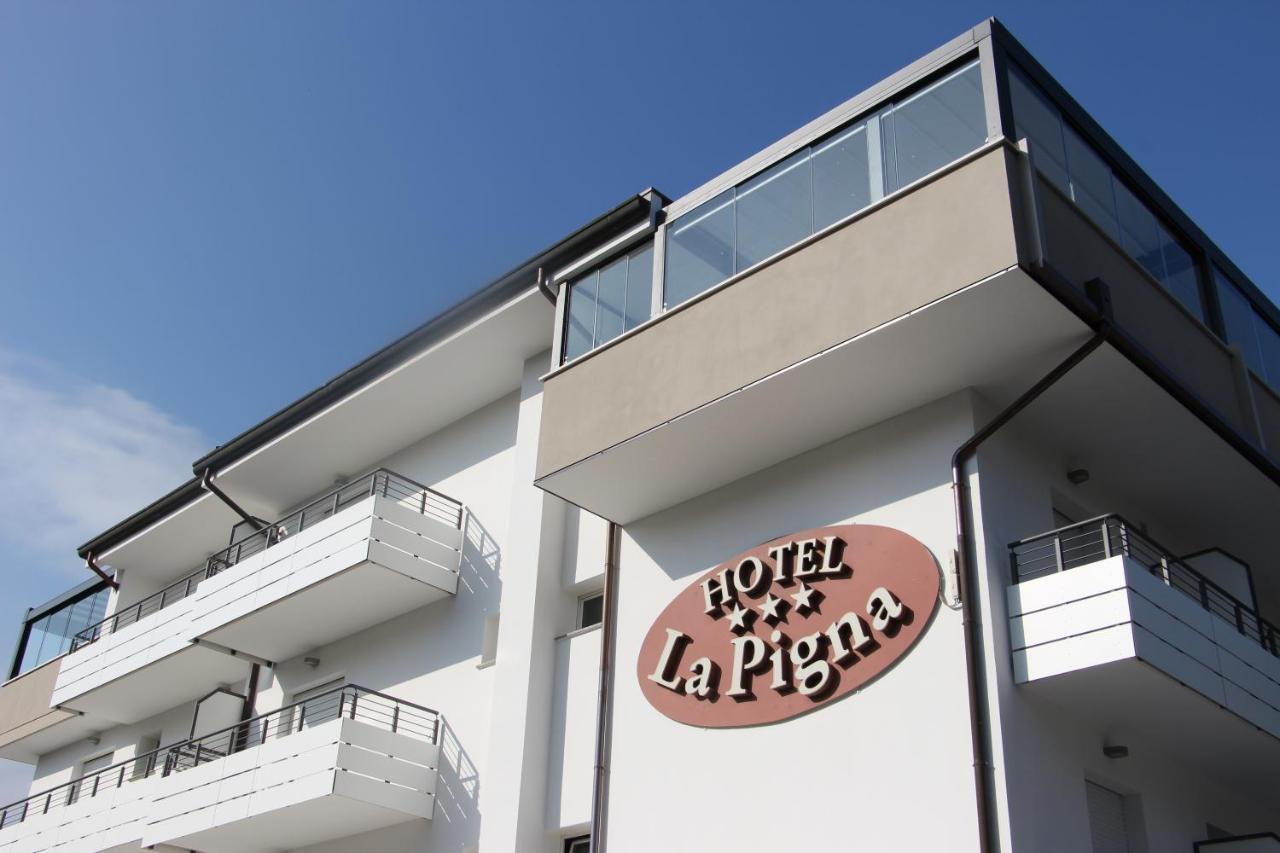 Hotel La Pigna リニャーノ・サッビアドーロ エクステリア 写真
